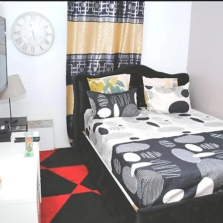 Compatible Studio Apartment *